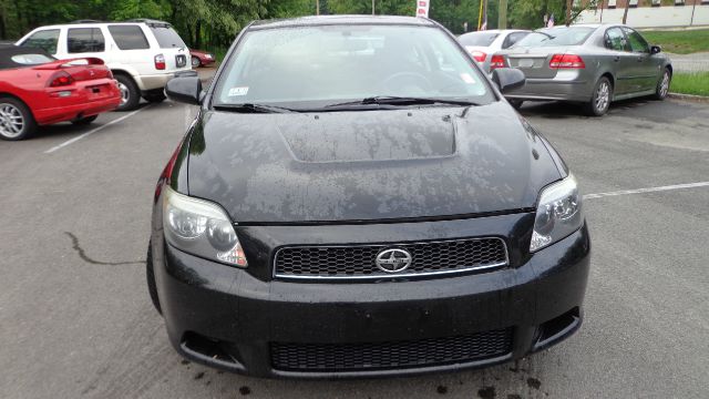 Scion tC 2006 photo 6