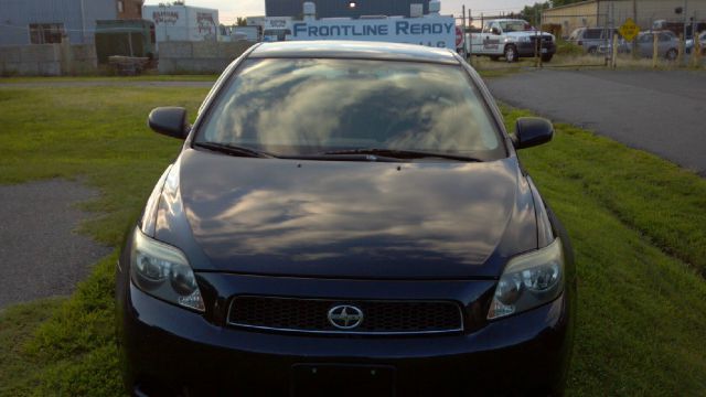 Scion tC 2006 photo 3