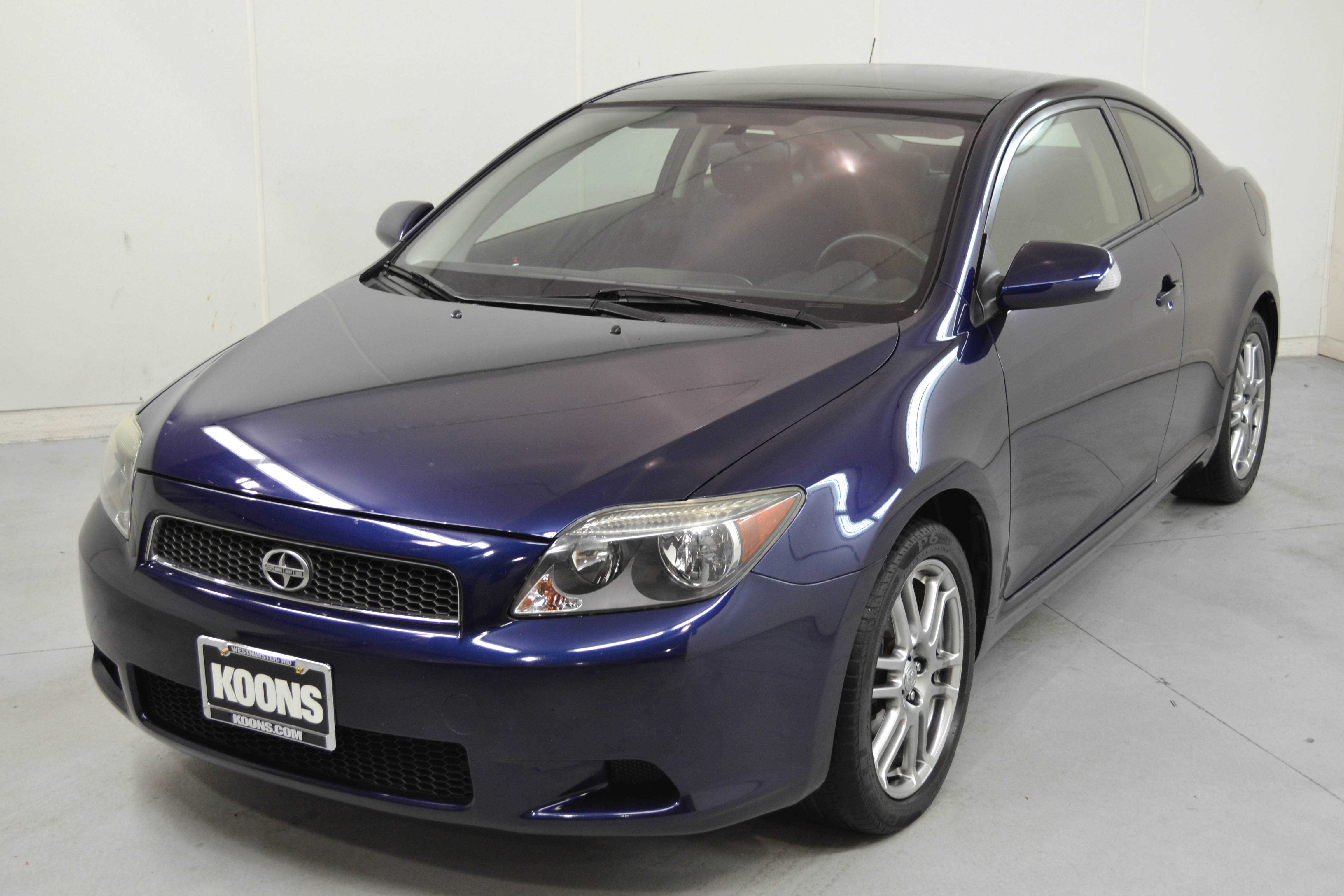 Scion tC 2006 photo 2