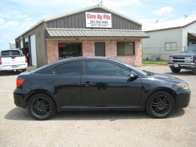 Scion tC 2006 photo 3