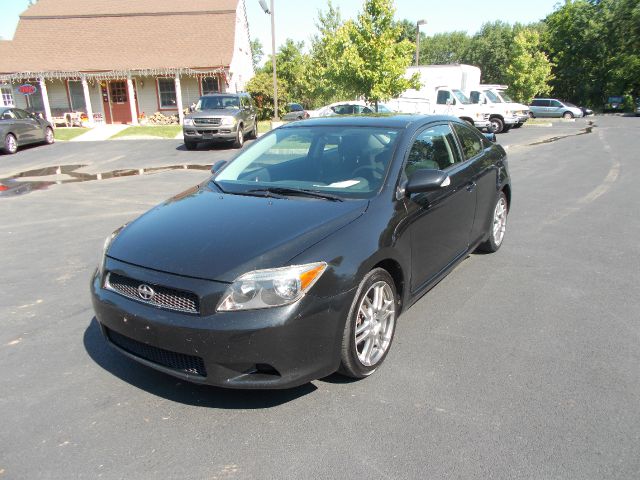 Scion tC 2006 photo 4