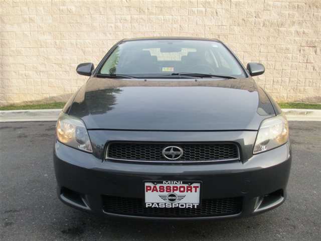 Scion tC 2006 photo 1