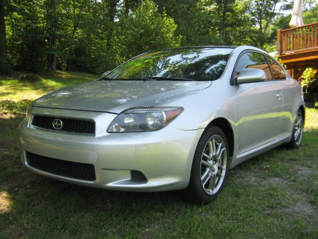 Scion tC 2006 photo 3