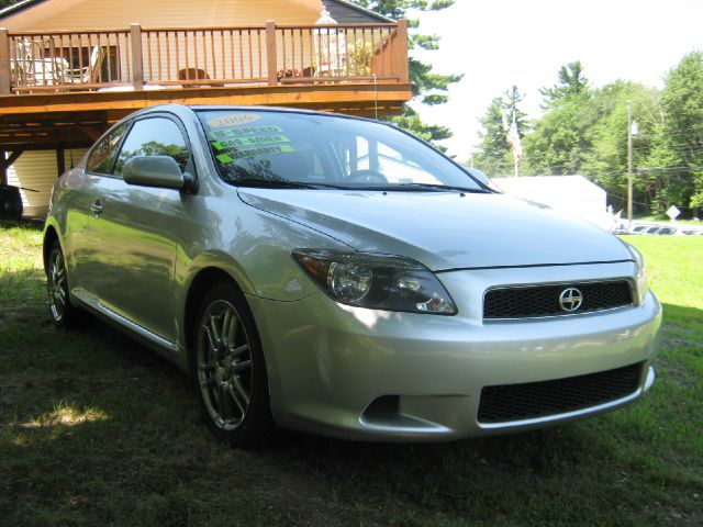 Scion tC 2006 photo 4