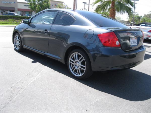 Scion tC 2006 photo 1