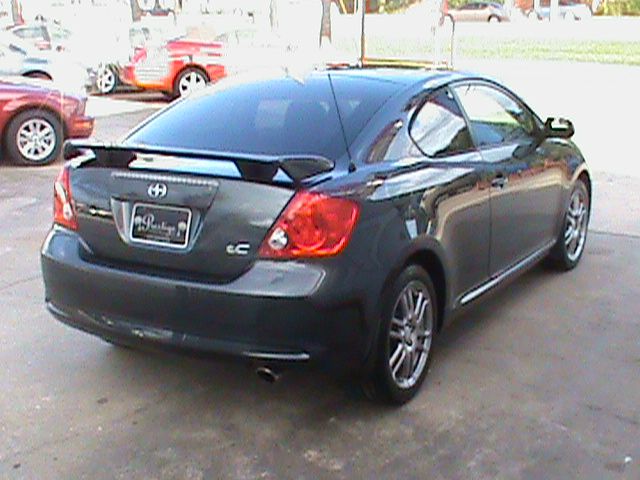 Scion tC 2006 photo 3