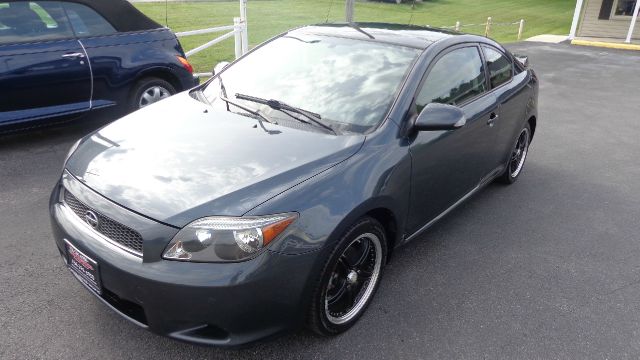 Scion tC 2007 photo 10