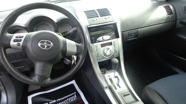 Scion tC 2007 photo 5