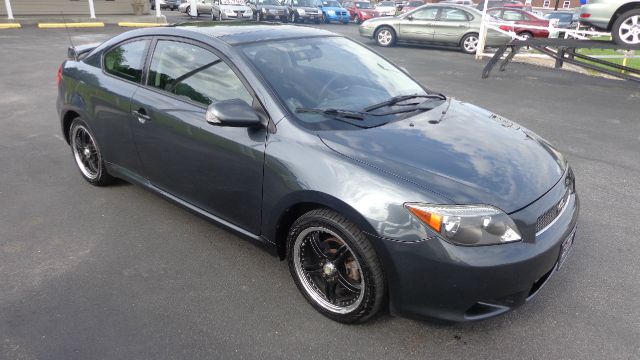 Scion tC 2007 photo 8