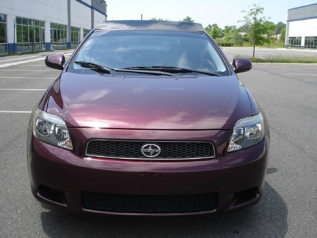 Scion tC 2007 photo 2