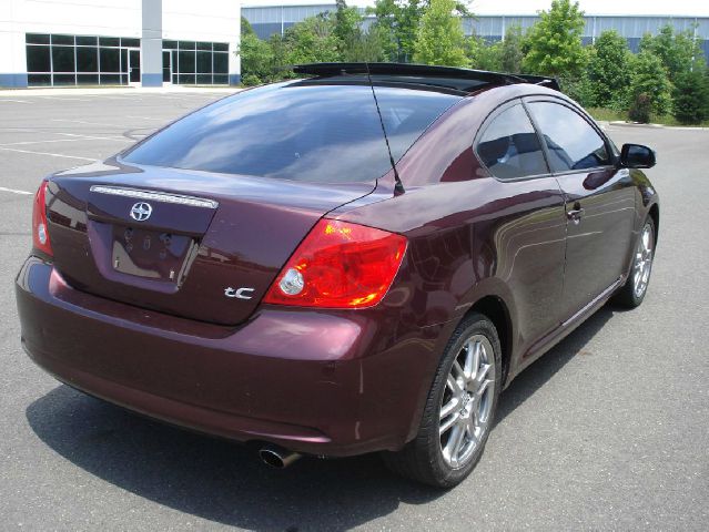 Scion tC 2007 photo 4