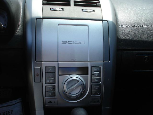 Scion tC 2007 photo 6