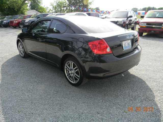 Scion tC 2007 photo 19