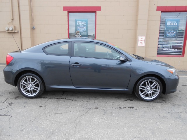 Scion tC 2007 photo 2