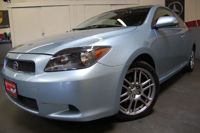 Scion tC 2007 photo 11