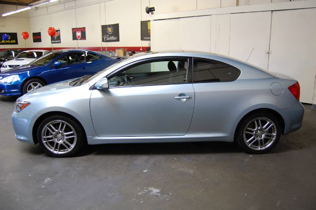 Scion tC 2007 photo 19