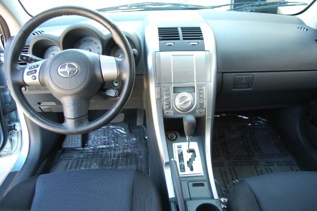 Scion tC 2007 photo 22