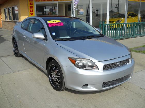 Scion tC 2007 photo 1