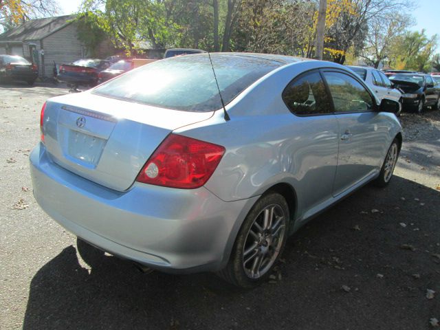 Scion tC 2007 photo 1