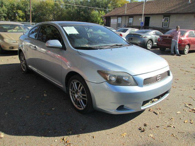 Scion tC 2007 photo 2