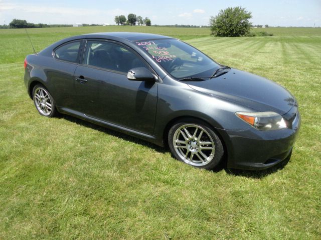 Scion tC 2007 photo 4