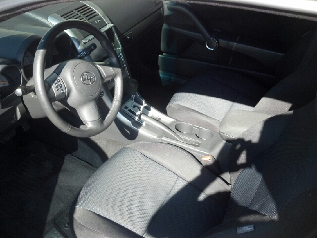 Scion tC 2007 photo 2