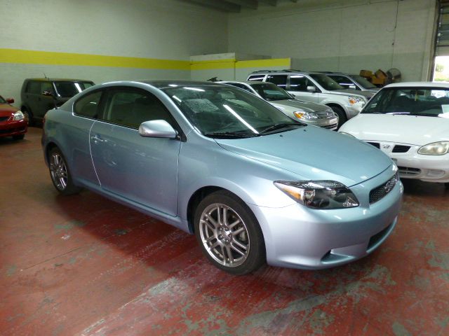 Scion tC 2007 photo 6