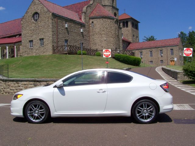 Scion tC 2007 photo 18