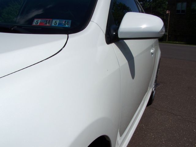 Scion tC 2007 photo 9