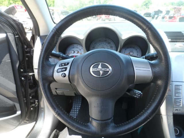 Scion tC 2007 photo 34