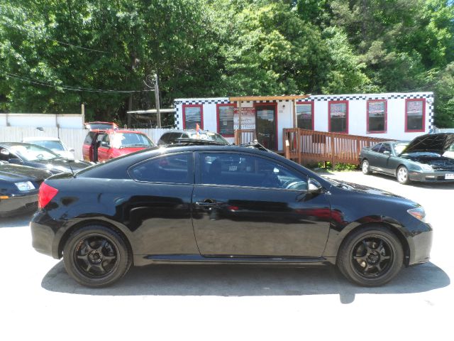 Scion tC 2007 photo 7