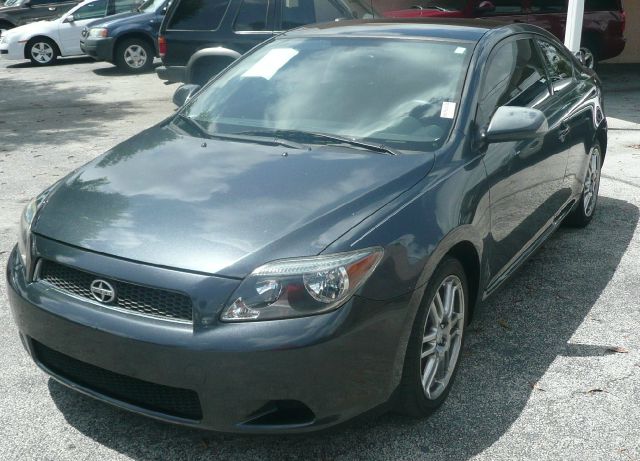 Scion tC 2007 photo 1