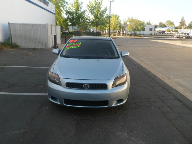 Scion tC 2007 photo 4