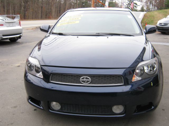 Scion tC 2007 photo 2