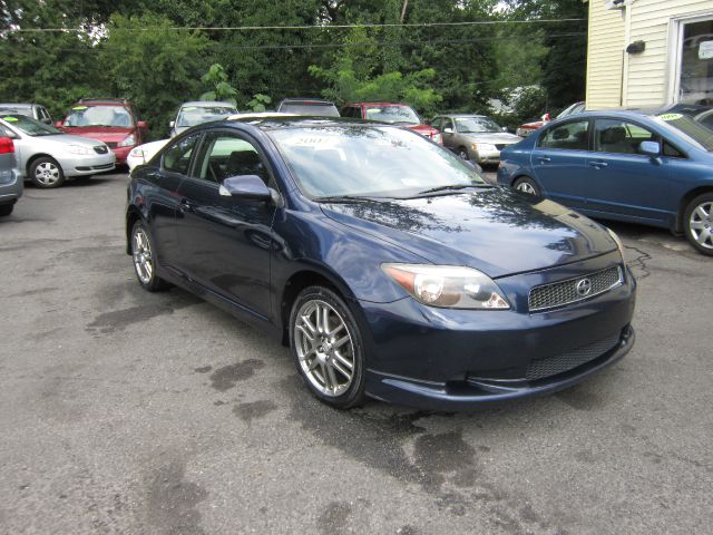 Scion tC 2007 photo 1