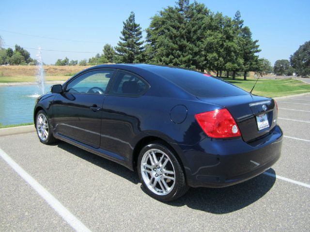 Scion tC 2007 photo 18