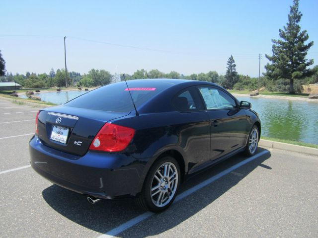 Scion tC 2007 photo 19