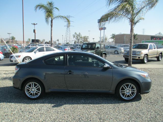 Scion tC 2007 photo 6