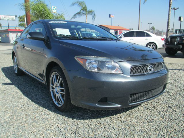 Scion tC 2007 photo 8