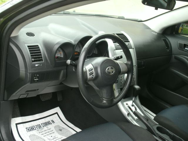 Scion tC 2007 photo 14