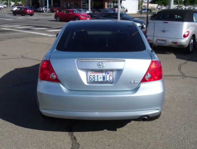 Scion tC 2007 photo 1