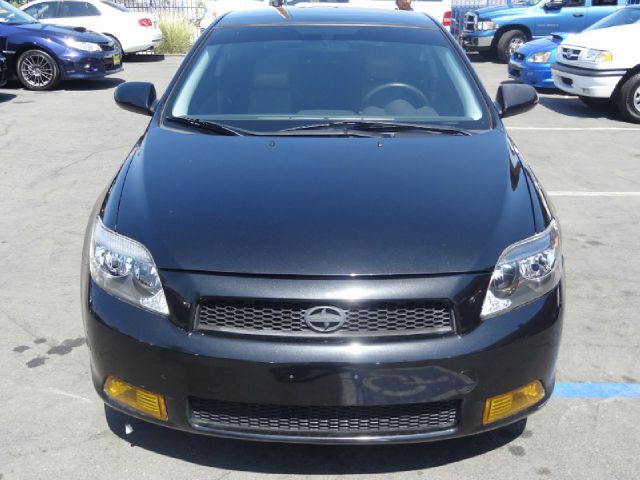 Scion tC 2007 photo 1