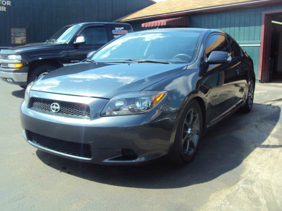 Scion tC 2007 photo 1