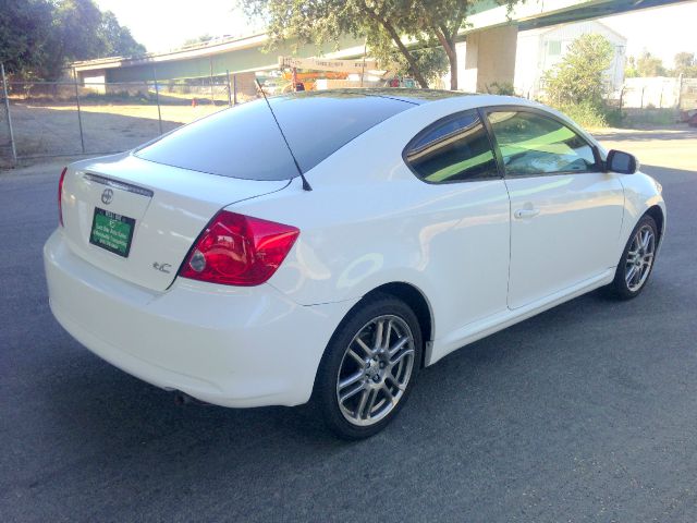 Scion tC 2007 photo 4