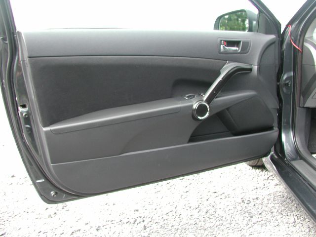 Scion tC 2008 photo 8