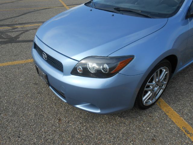 Scion tC 2008 photo 1