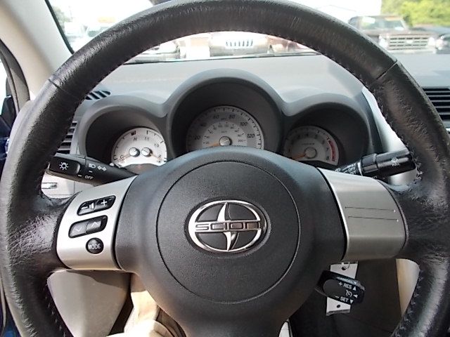 Scion tC 2008 photo 18