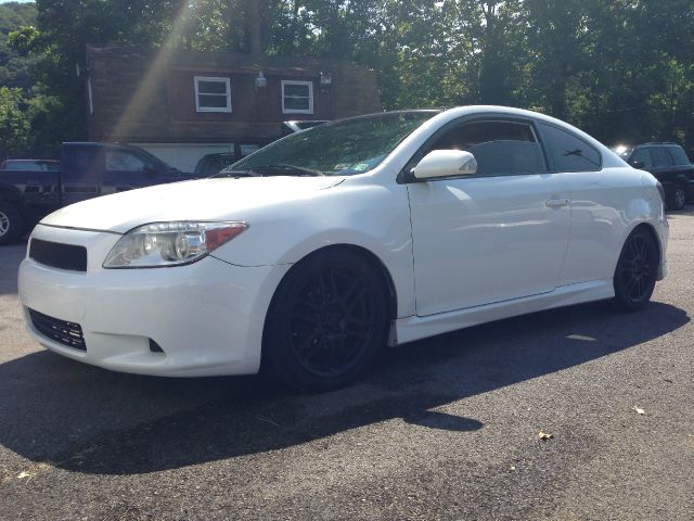 Scion tC 2008 photo 3