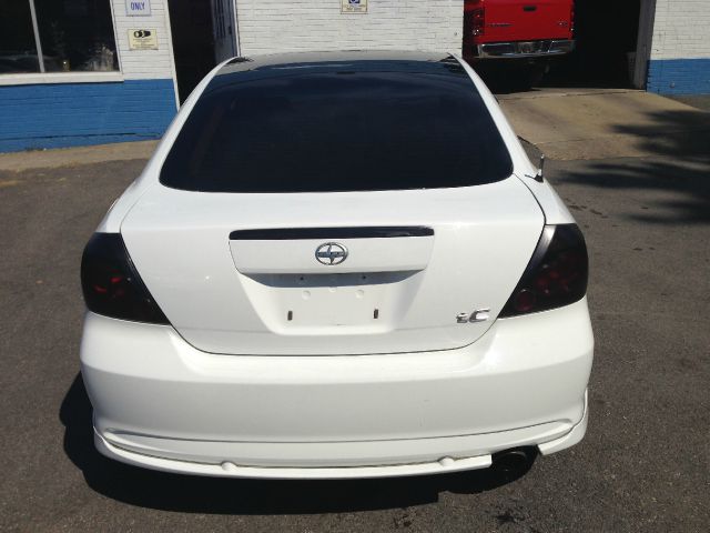 Scion tC 2008 photo 4