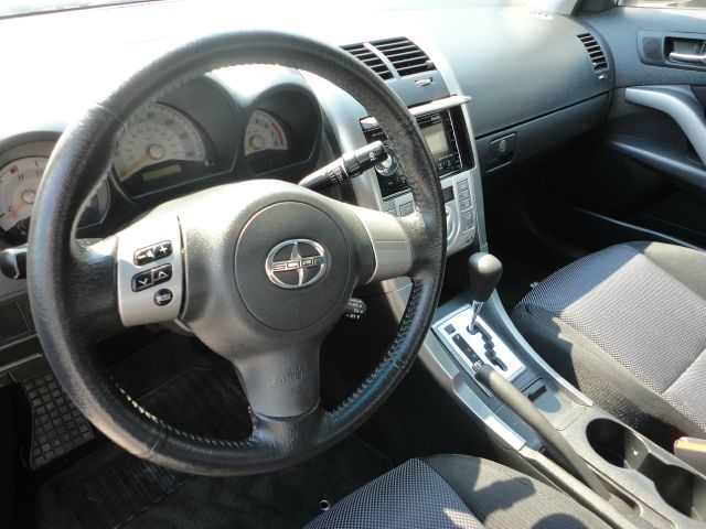 Scion tC 2008 photo 6